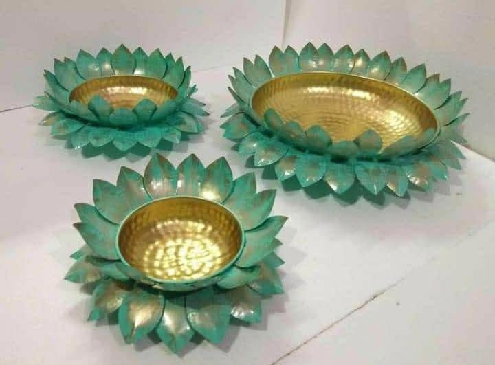 Handmade Lotus Shape Metal Urli Set of 3 - ArtyCraftz