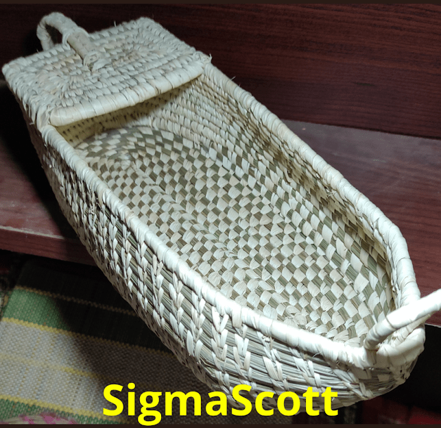 Handmade Sabai Grass Boat Shaped Serving Tray 11 Inches - ArtyCraftz