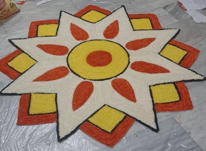 Handwoven White Star Flower Rangoli Mat - ArtyCraftz