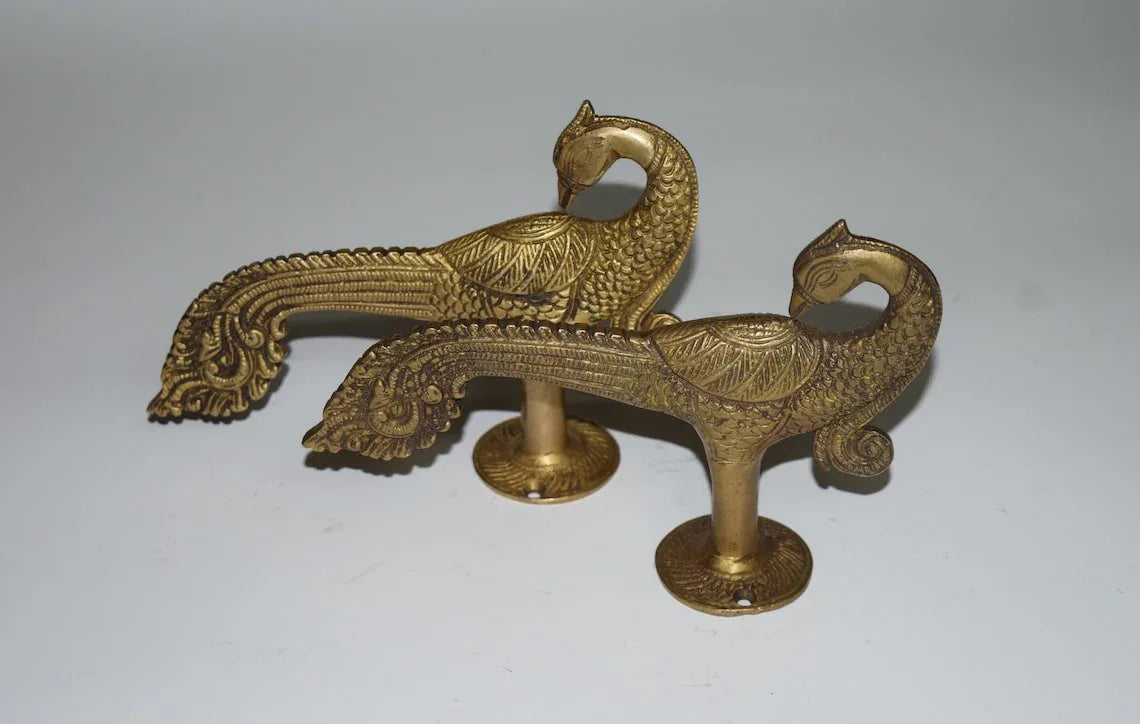 Brass Peacock 7.5 Inches Door Handle In Golden Colour