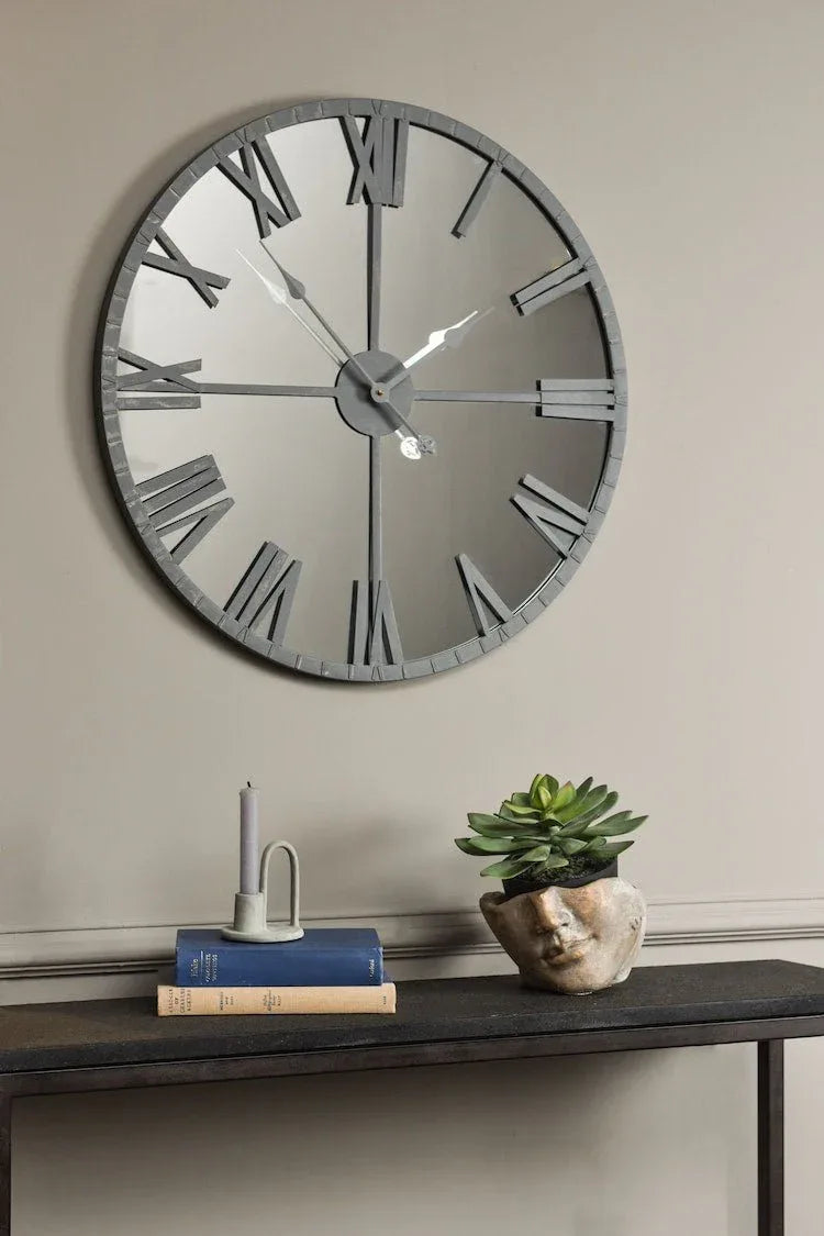 Metal Round Wall Clock for Home Decor - ArtyCraftz