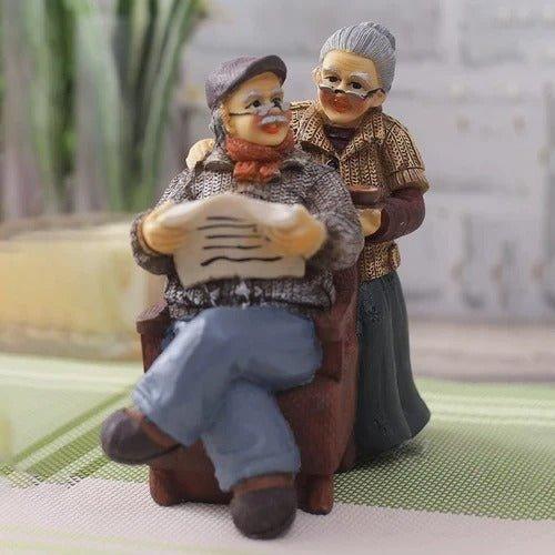 Polyresin Old Couple Show Piece - ArtyCraftz