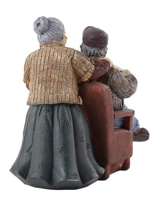 Polyresin Old Couple Show Piece - ArtyCraftz