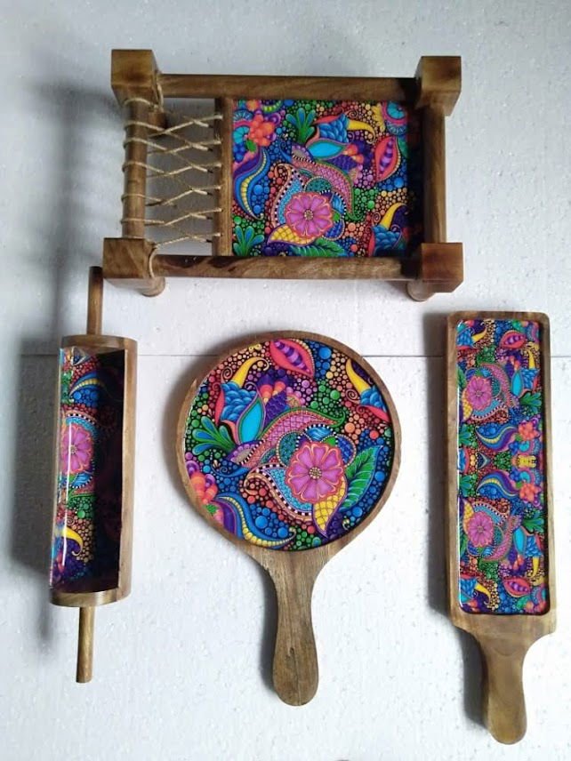 Wooden Khatiya Pizza Starter Serving Platter Sizzler Sky White with Blue Color Tray for Dinning Table, Guest,Restaurant, Party & Gifted Product - ArtyCraftz