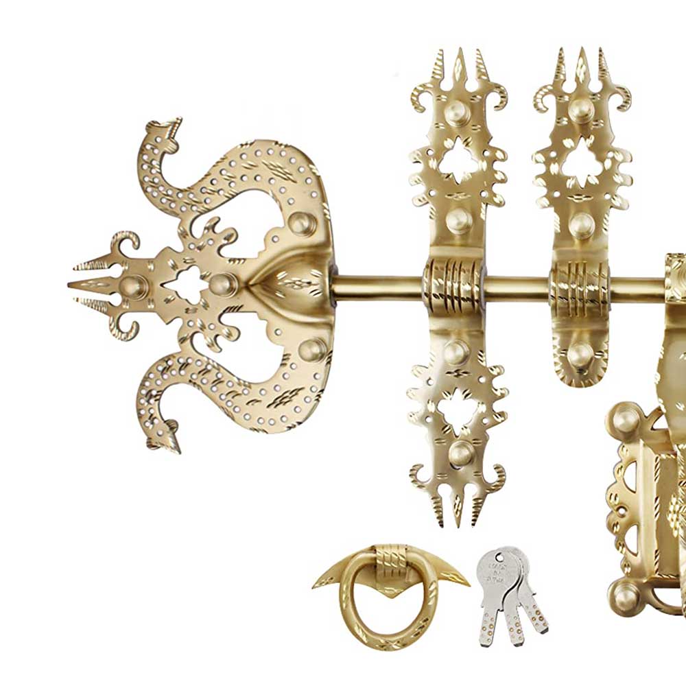Manichitratazhu Brass Trishul Design Traditional Door Aldrop with Keys