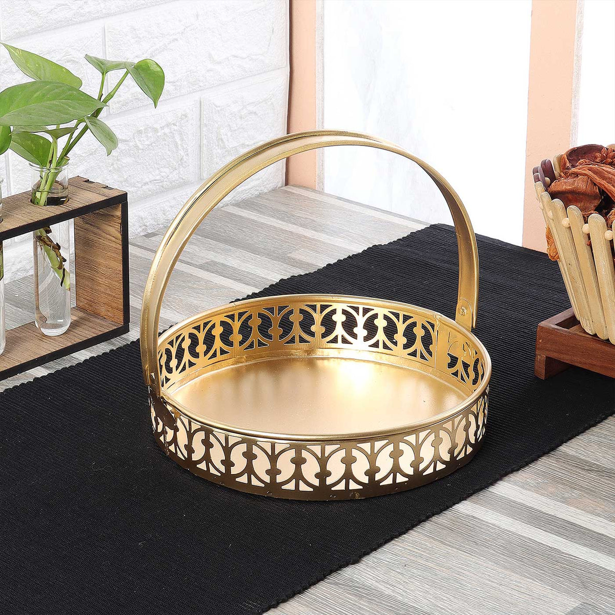 Handmade Metal Round Gift Basket