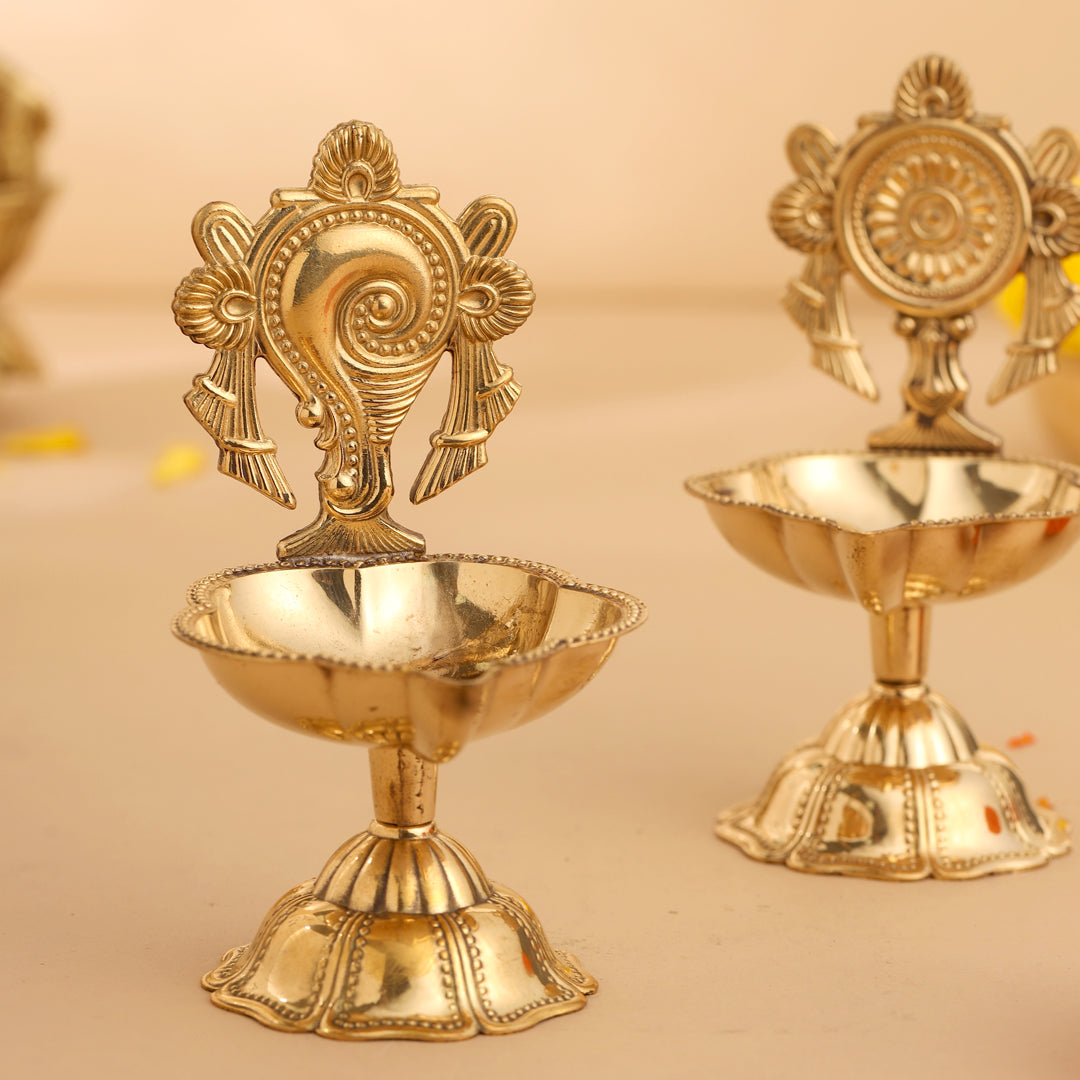 Brass Shankh Chakra Diyas