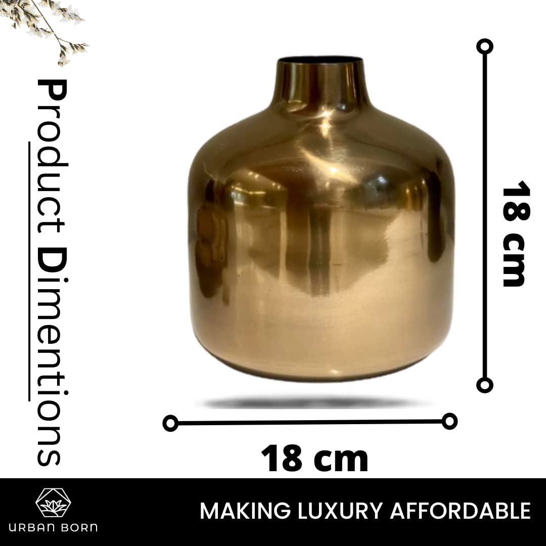 Golden colour vase with dimensions labeled on a white background