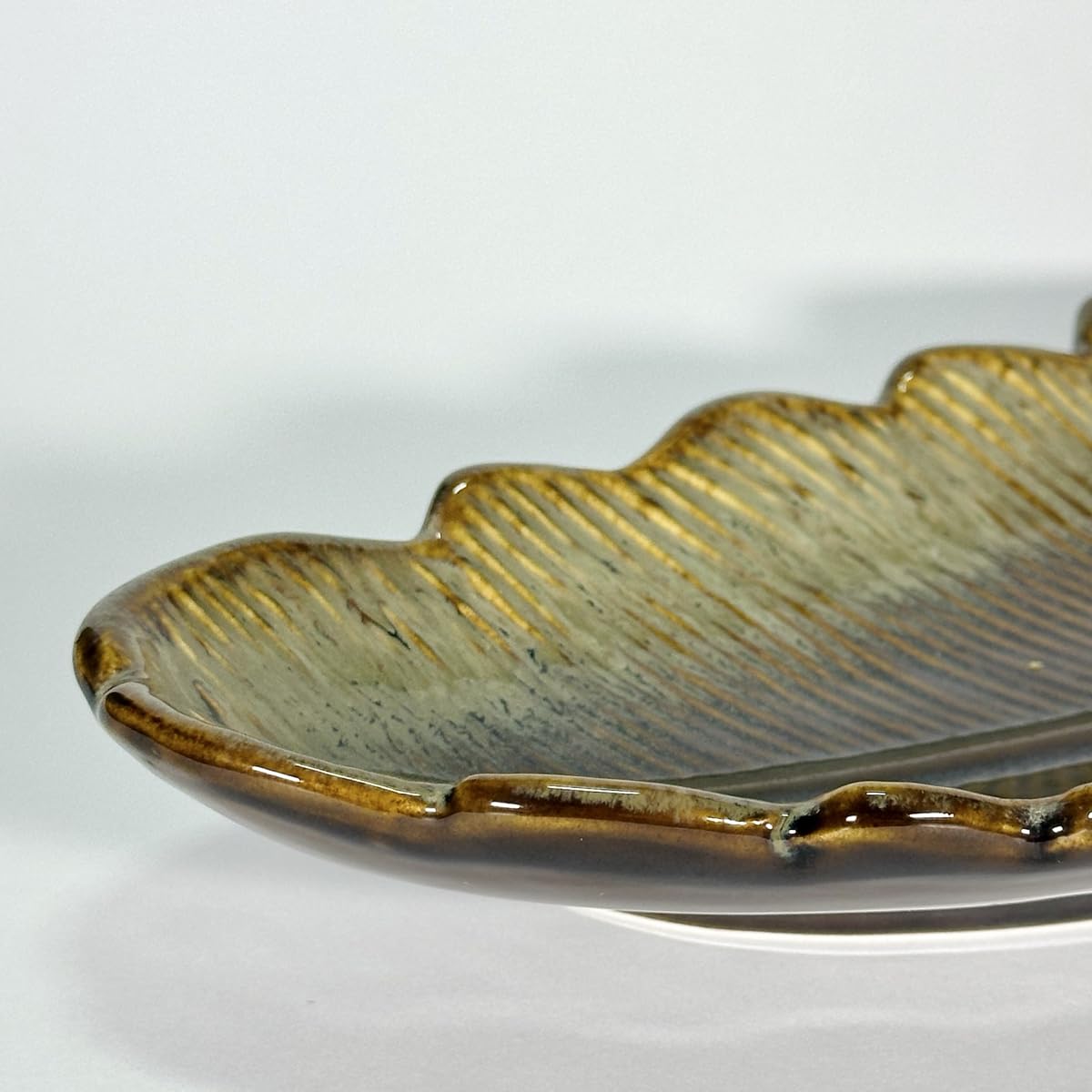 Handcrafted Ceramic Feather Serving Platter-ArtyCraftz.com