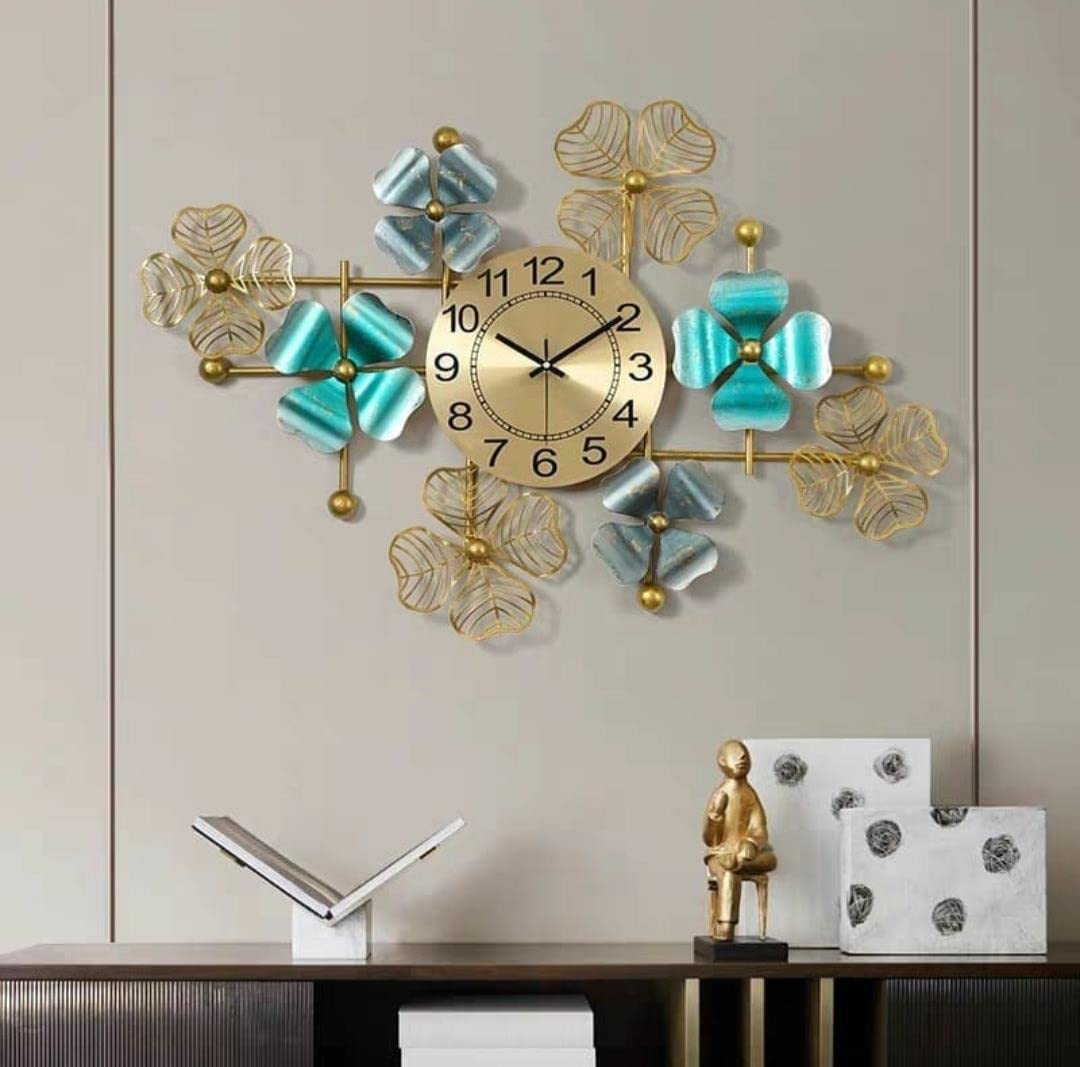 Metal Beautiful Clover Flower Wall Clock - ArtyCraftz.com
