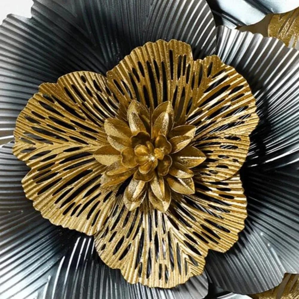 Luxury Floral Metal Wall Mirror with Gold Frame - ArtyCraftz.com