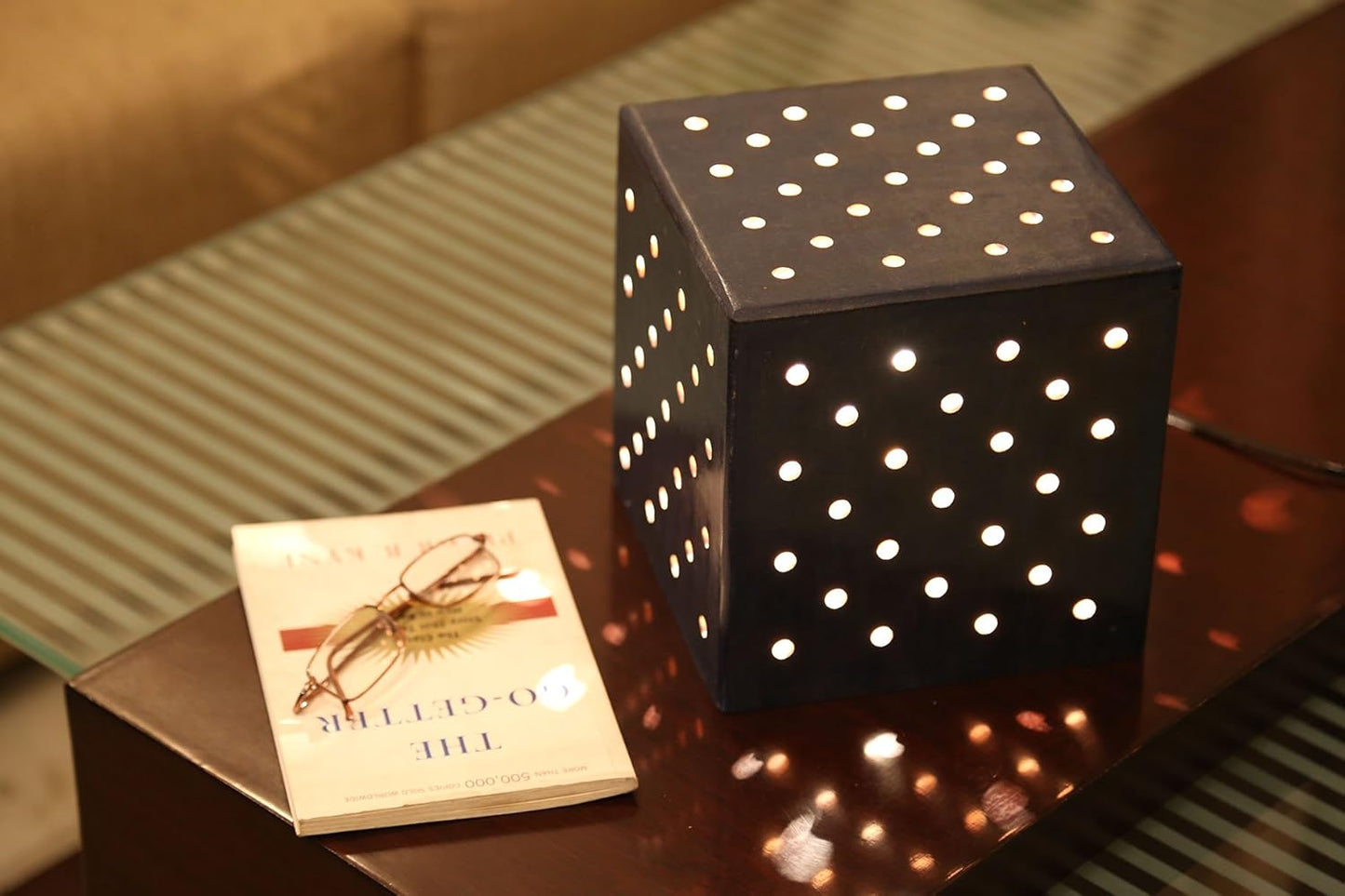 Wooden Dice Table Lamp