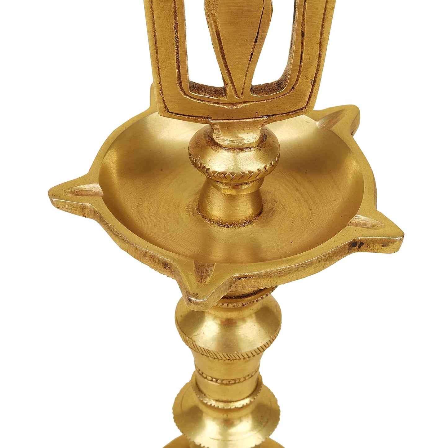 Brass Shankh Chakra Namah Diya – Traditional Temple Style Brass Lamp