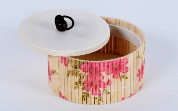 Bamboo Strips Weaved Round Box