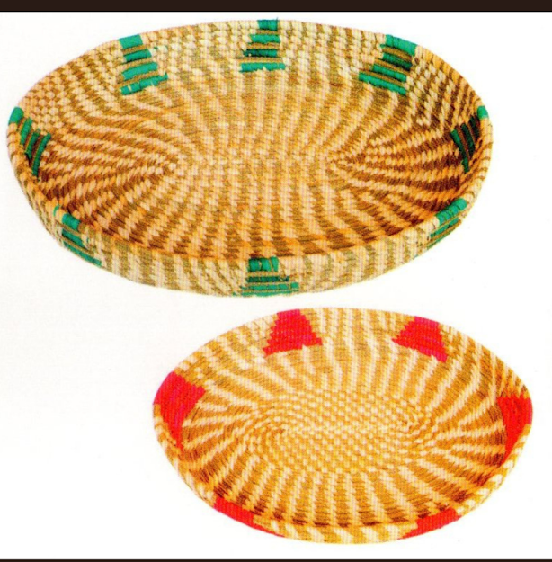 Handmade Sabai Grass Round Serving Tray/Basket 12X 9 inches - ArtyCraftz.com