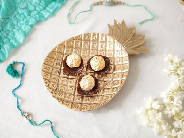 Behoma Metal Pineapple Shape 10 inches Tray for Home Decor Gifting Item | Holi, Festival, Pooja Decorative Item for Living Room Dining Ofice Center Table | Golden Colour