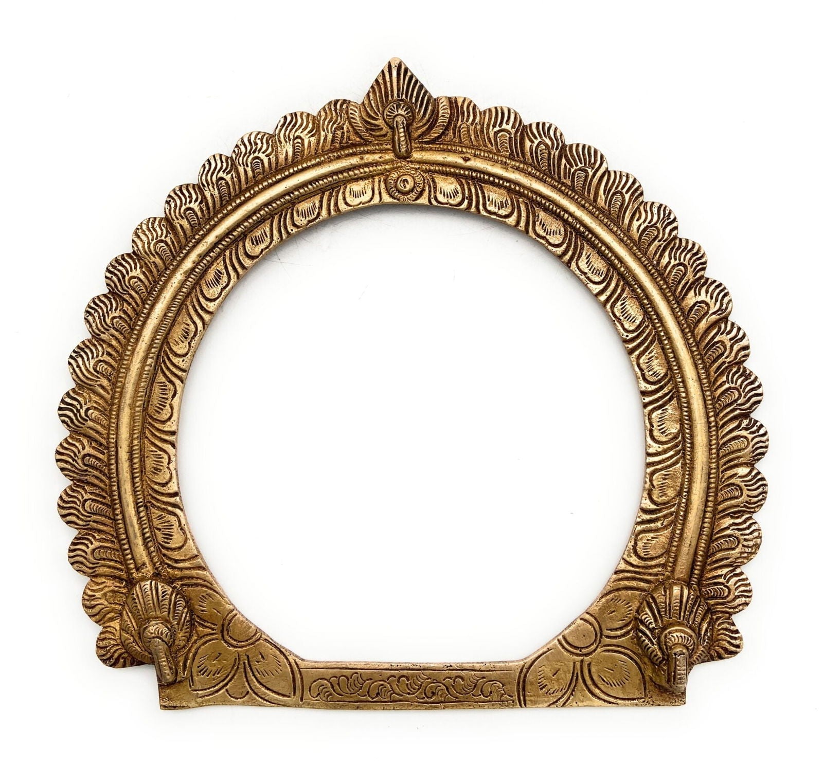 Bhunes Brass Round Prabhavali - ArtyCraftz.com