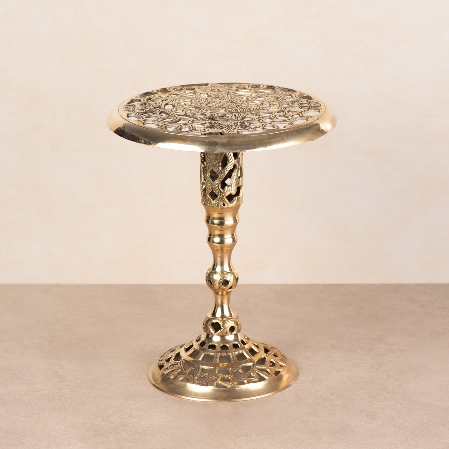 Bhunes Brass Table