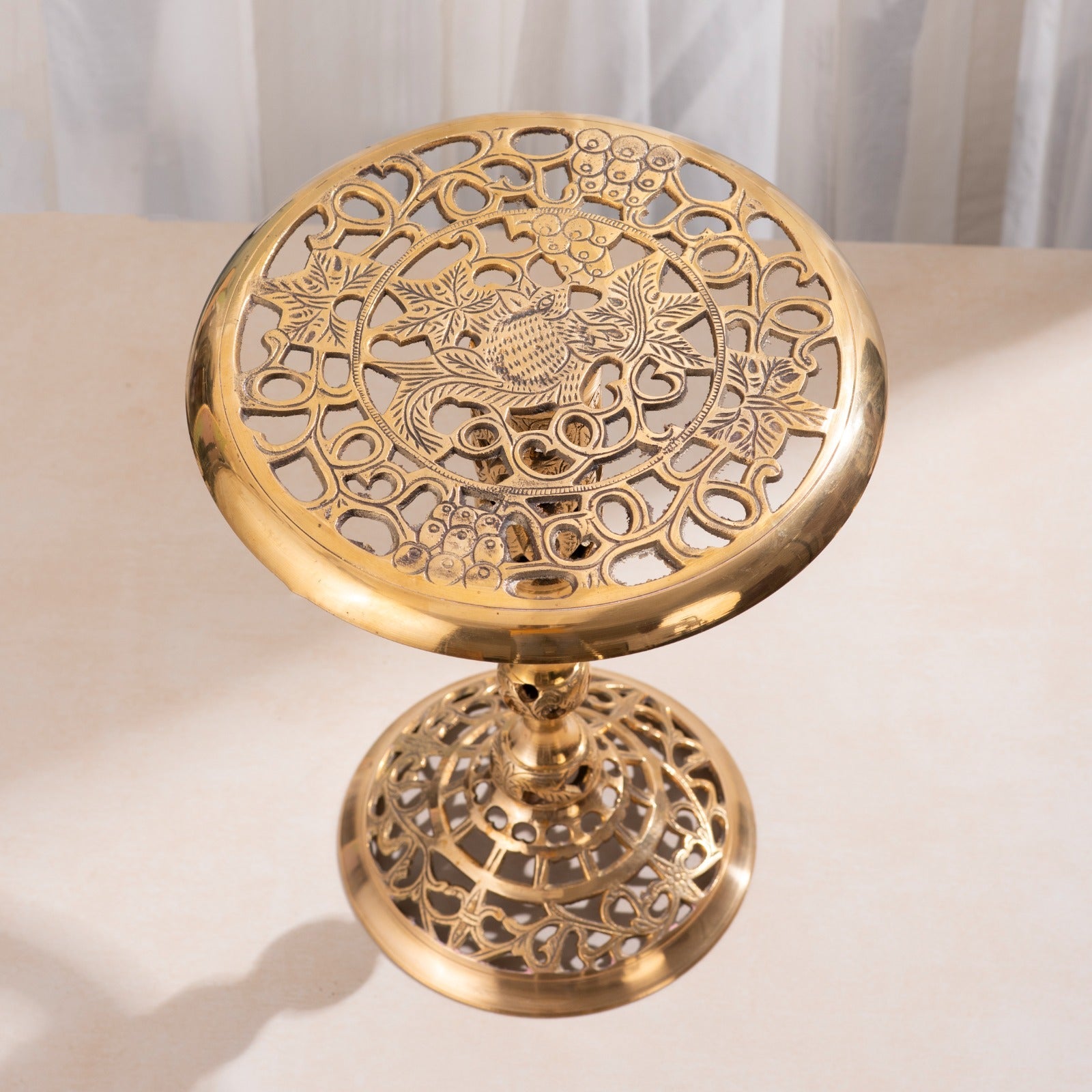 Bhunes Brass Table
