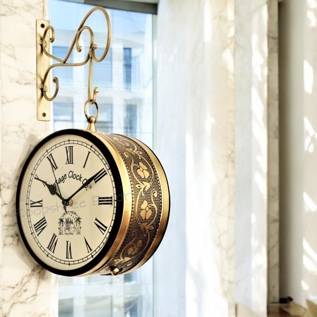 Brass Finish Metal Handcrafted One Side English Other Side Roman Number Railway Station Clock