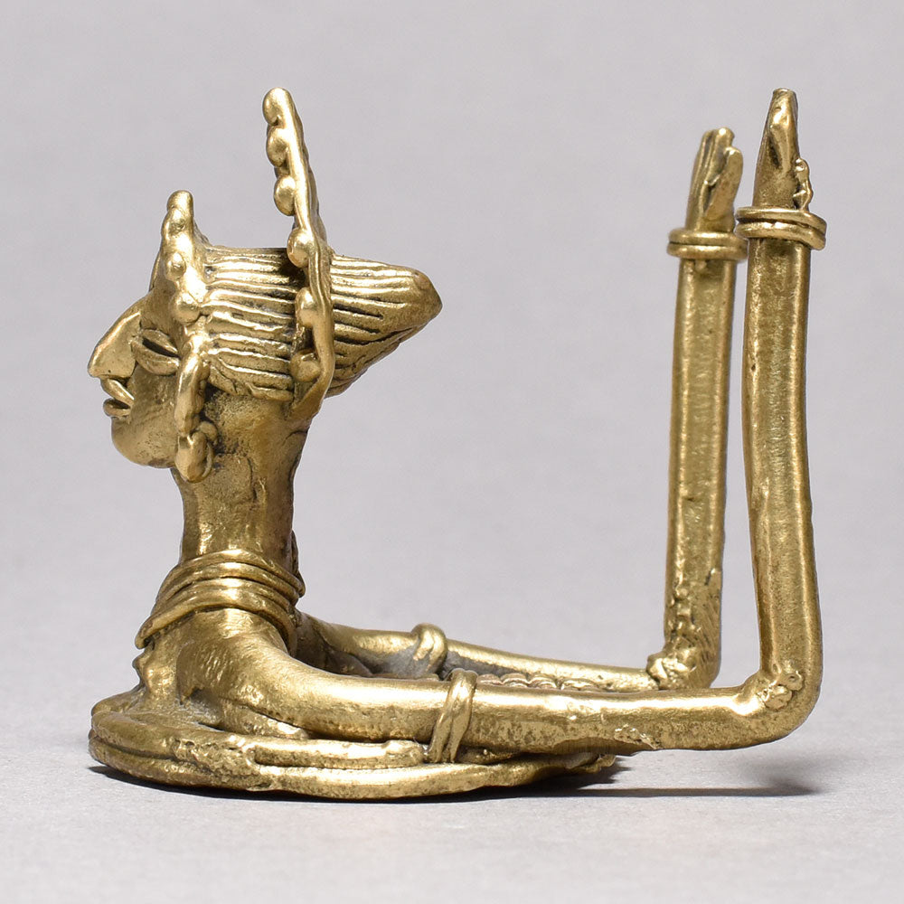 Brass Tribal Woman Dhokra Art Showpiece-ArtyCraftz.com