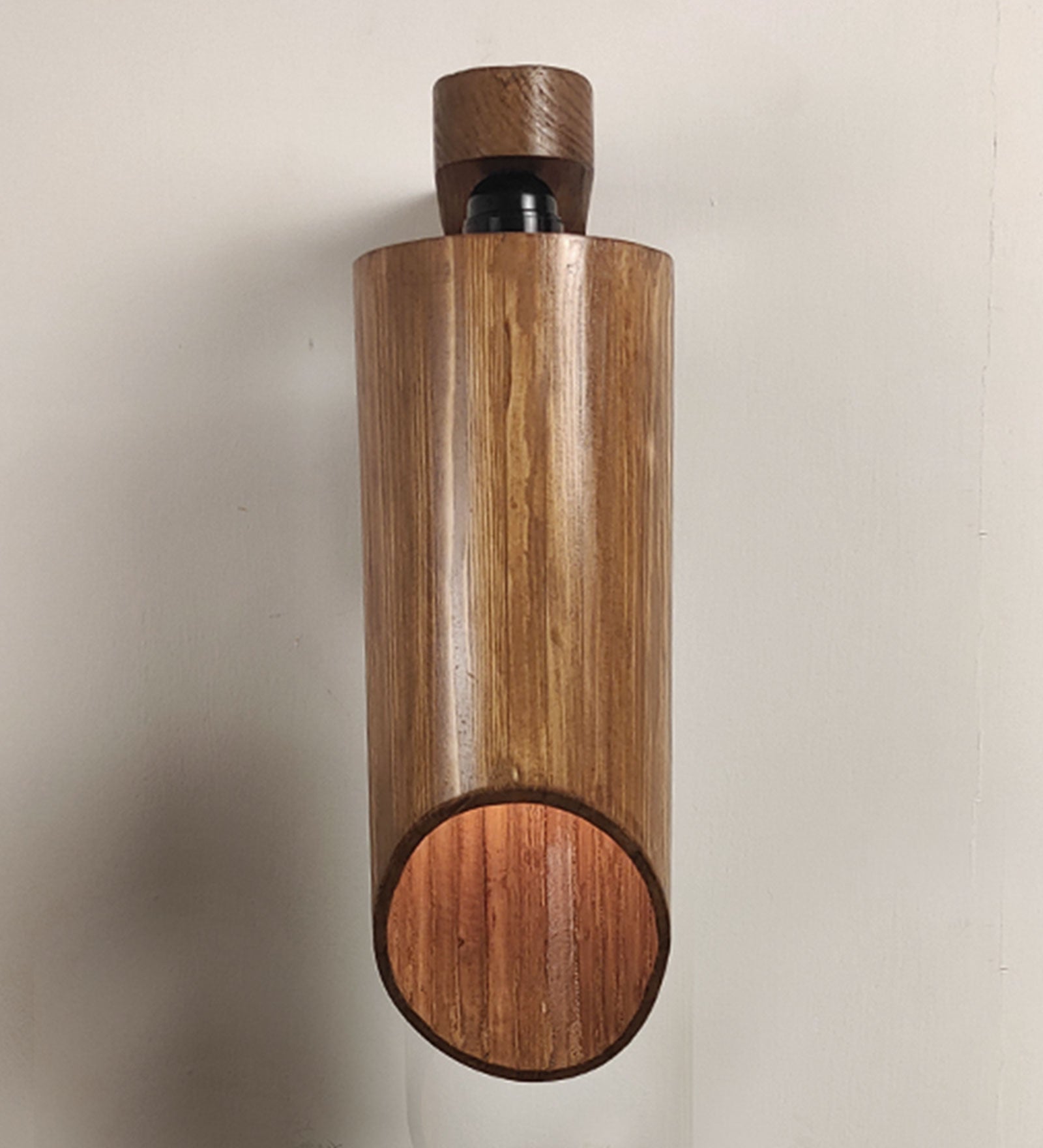 Cedar Brown Wooden Wall Light - ArtyCraftz.com