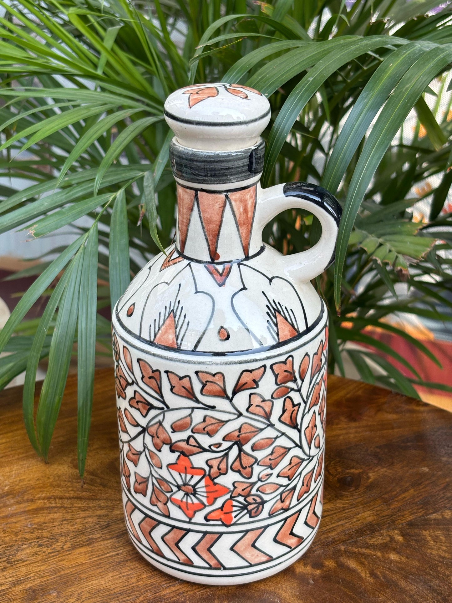 Dry Leaves Oil-Dispenser