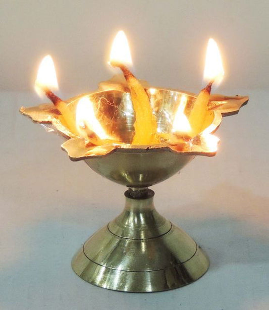 Brass Diya Oil Lamp for Aarti Home Temple Puja Articles Decor Diwali/Durga Pooja Navratri Gift2.4*2.4*1.5 Inches - ArtyCraftz.com
