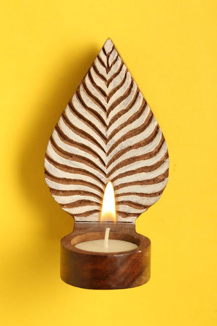 Engraved Leafy Table Cum Wall Wooden Tealight Holder - ArtyCraftz.com