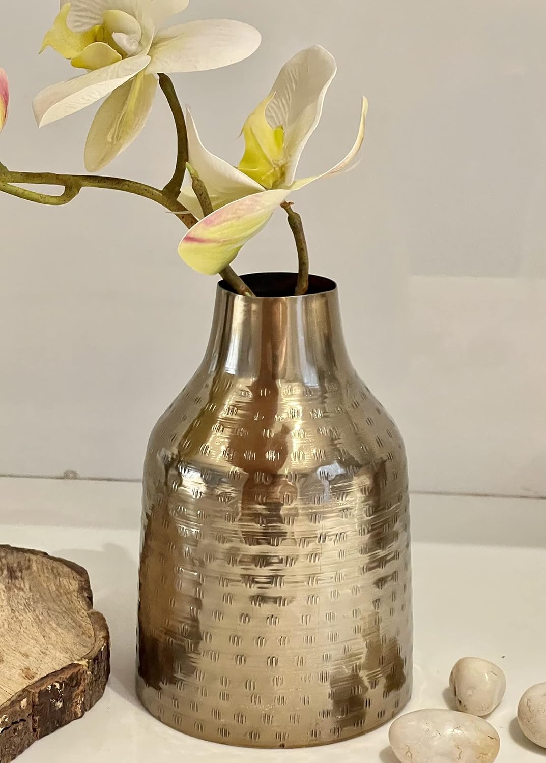 Glorious Gold Jar Shaped Iron Vase-ArtyCraftz.com