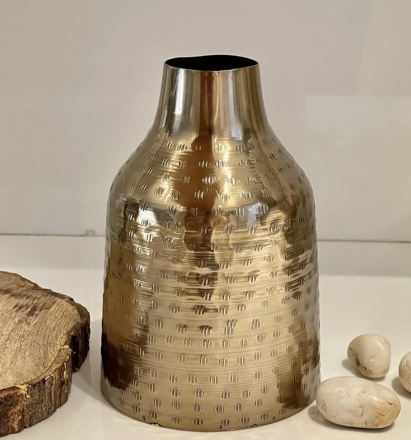 Glorious Gold Jar Shaped Iron Vase-ArtyCraftz.com