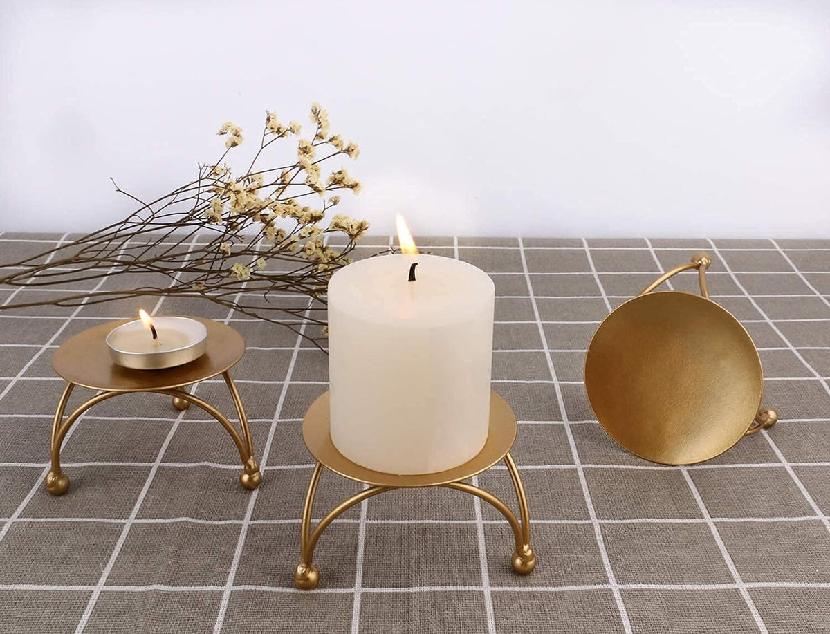 Gold metal candle holder with curved legs for tabletop decor-artycraftz.com