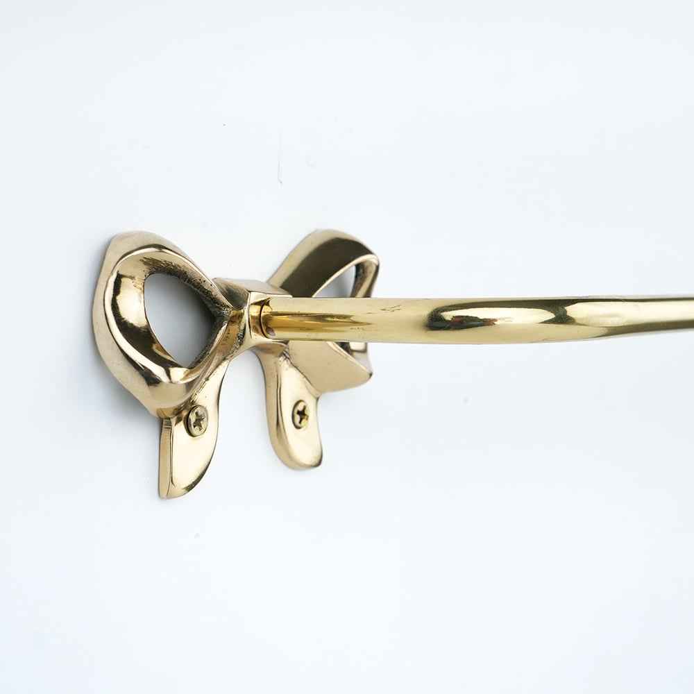 Brass Bow Towel Rod – Wall Mounted Bathroom Towel Bar