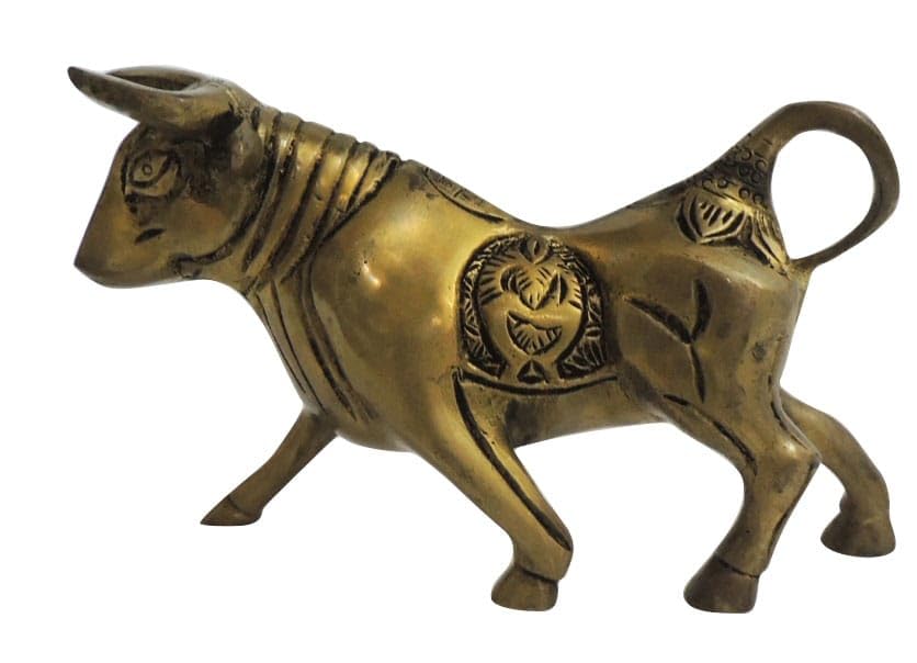 Handcrafted Brass Bull Statue for Showpiece