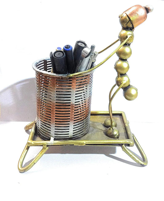 Handcrafted Iron Pencil Holder for Table Decor - ArtyCraftz.com