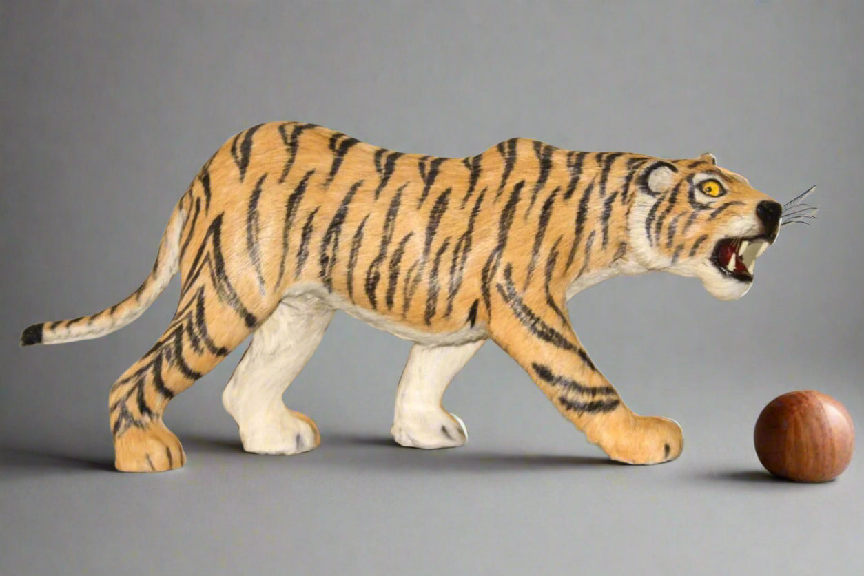 Handcrafted Leather Tiger Showpiece-ArtyCraftz.com.com