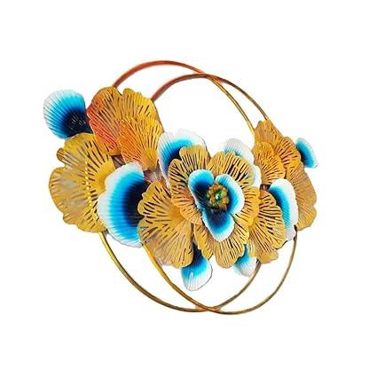 Handcrafted Metal 2-Ring Zara Wall Decor