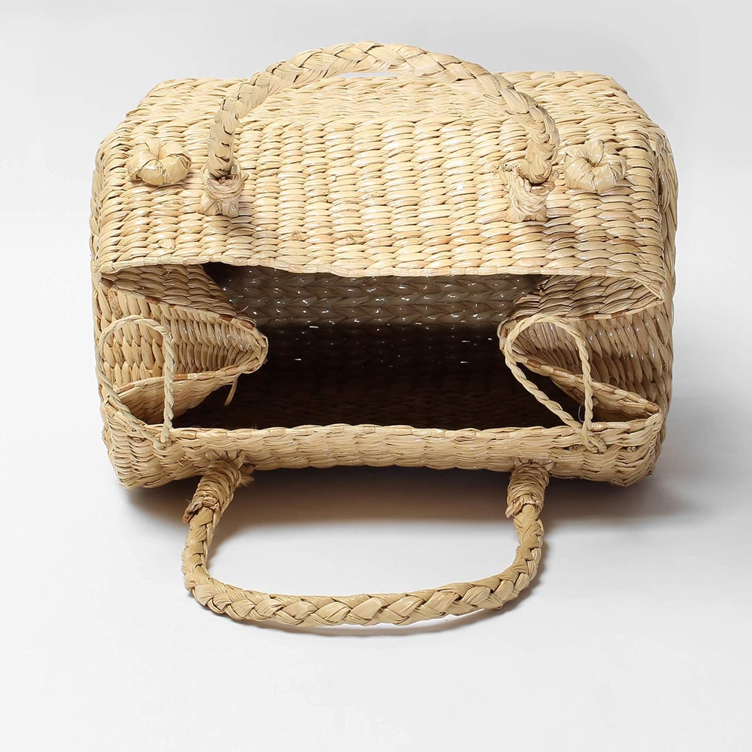 Handcrafted Water Reed Basket-ArtyCraftz.com