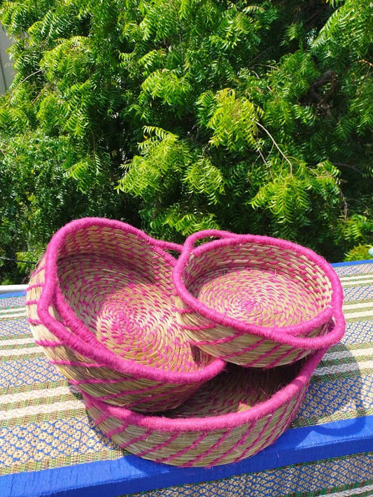 Handmade Pink Sabai Serving basket with handle - ArtyCraftz.com