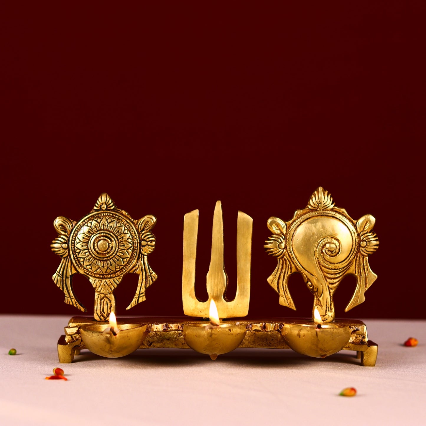 Brass Sankha Chakra Namah Diya