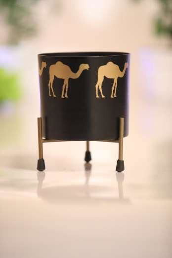 Iron Pot With Camel Print for Home Decor and Gifting - ArtyCraftz.com