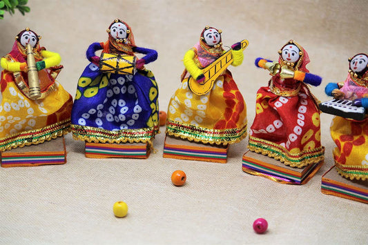 Jeevan Handicrafts Recycled Material Rajasthani Musician Bawla Puppets Idol 11 x 28 cm Multicolor, 5 Pieces (Female Puppets) - ArtyCraftz.com