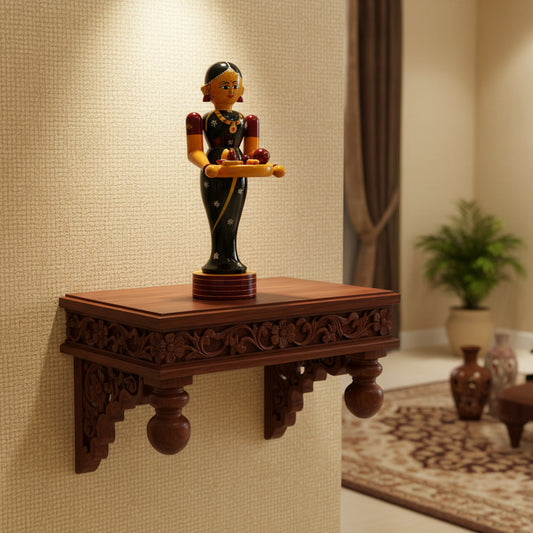 Kondapalli wooden welcome lady holding Thambulam plate-artycraftz.com