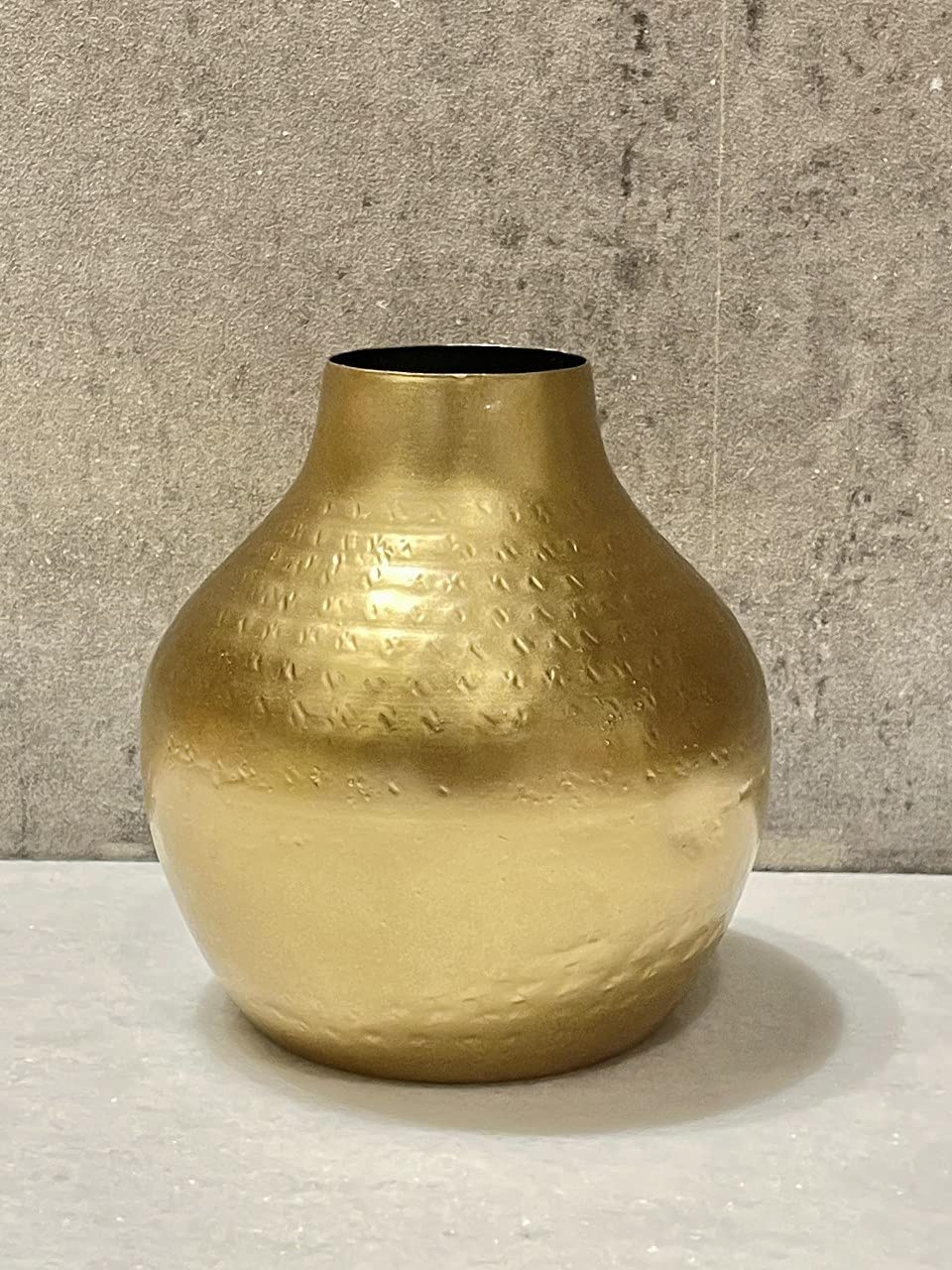 Luxury Gold Centerpiece Metal Vase-ArtyCraftz.com