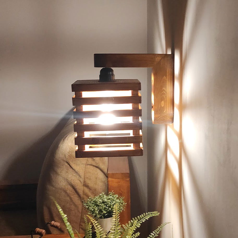 Lyon Brown Wooden Wall Light - ArtyCraftz.com