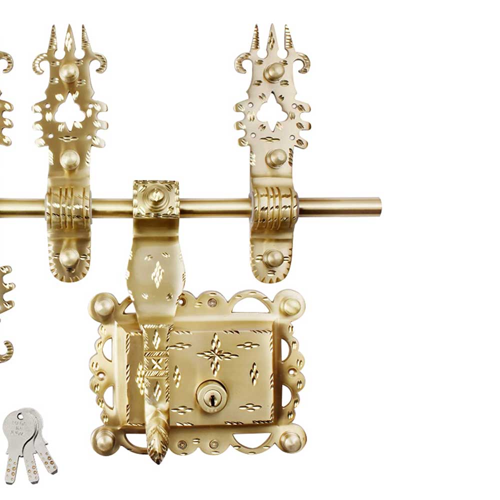 Manichitratazhu Brass Antique Design Traditional Door Aldrop with Keys-ArtyCraftz.com