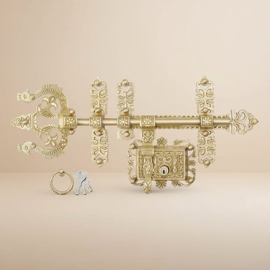 Manichitratazhu Peacock Design Traditional Door Lock with Keys-ArtyCraftz.com