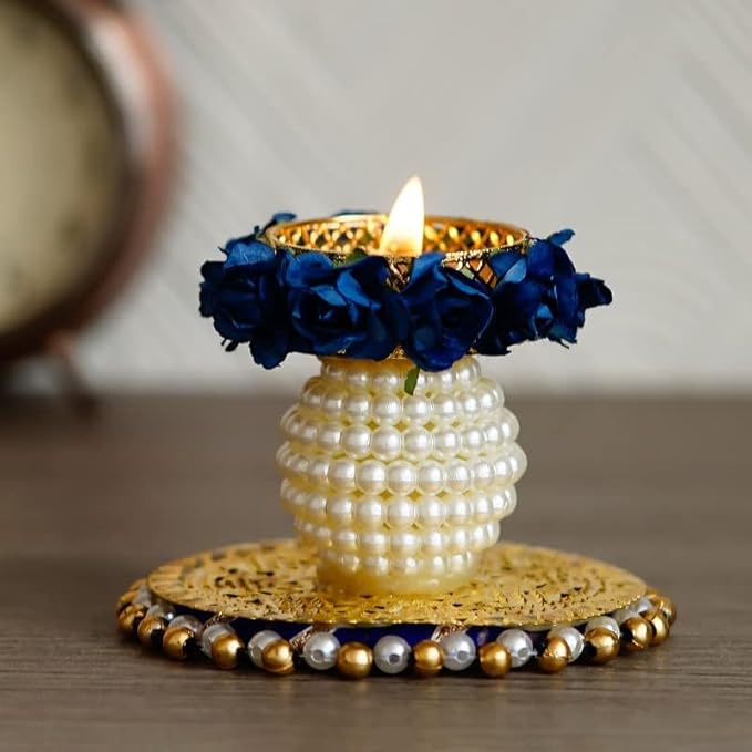 Mesmerizing Blue Candle holder