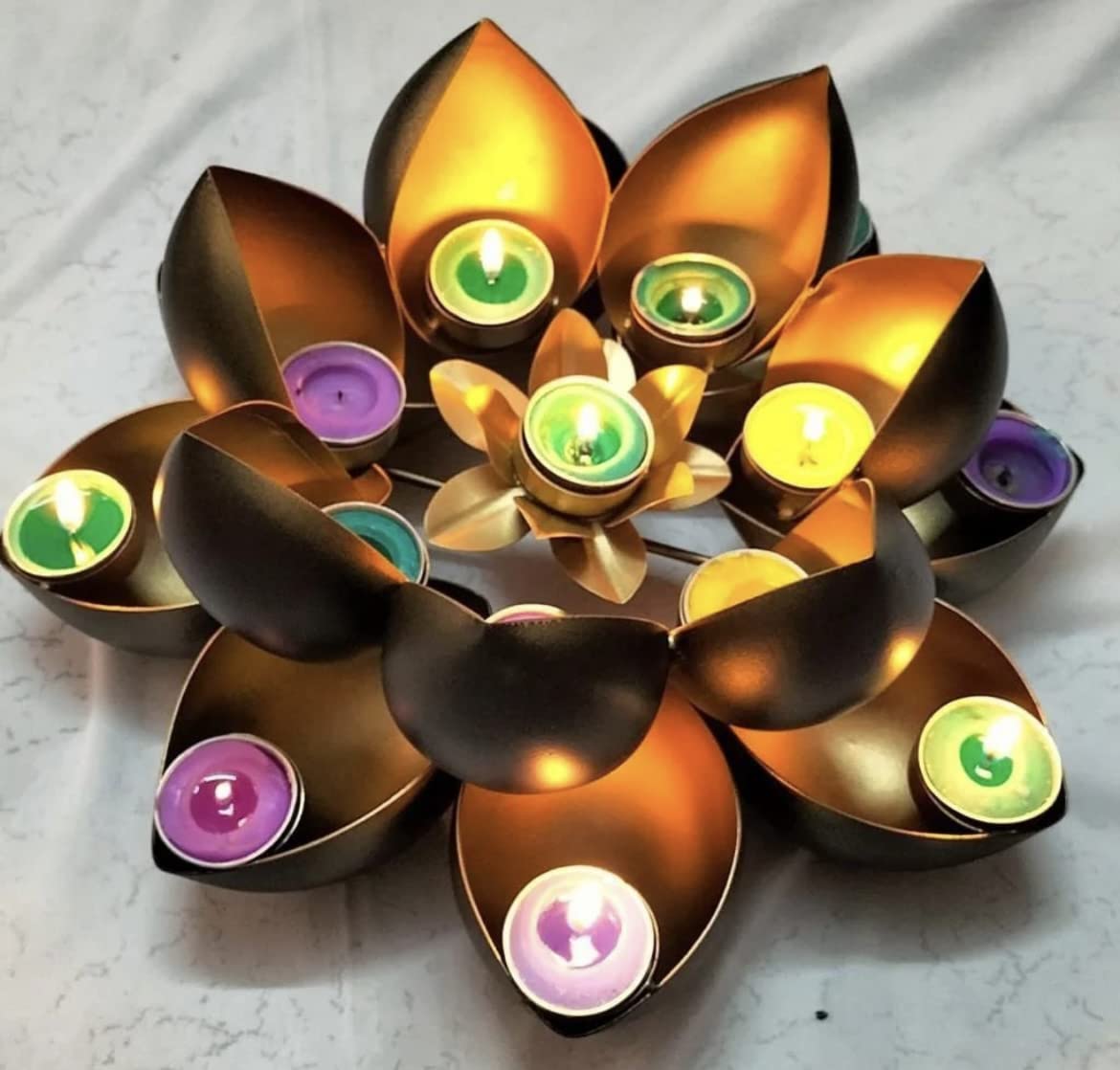 Metal 16 Lotus Petal Candle Holder