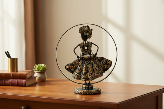 Handcrafted iron Rajasthani musician figurine with elegant ring frame- ArtyCraftz.com